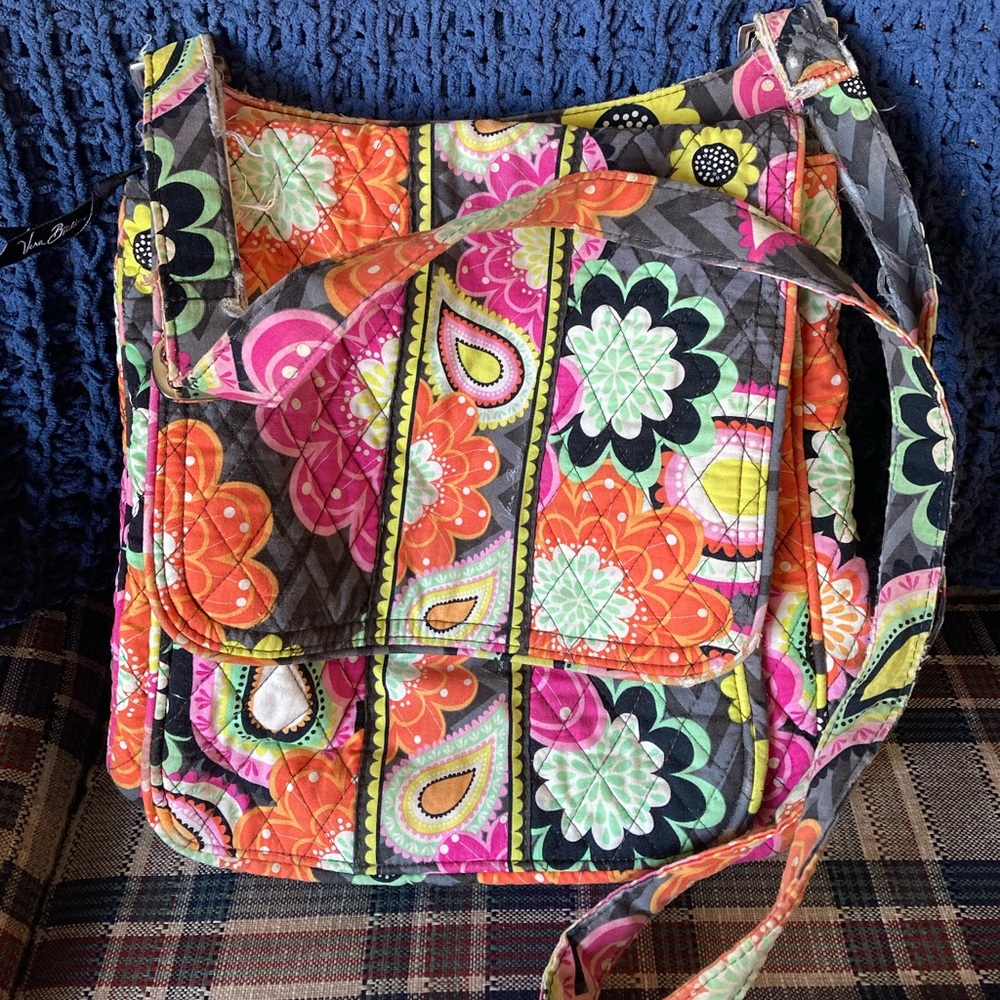 Well loved Vera Bradley messenger bag!